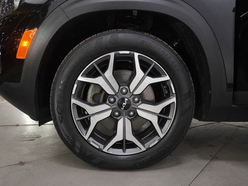 Used 2022 Kia Seltos EX image 30