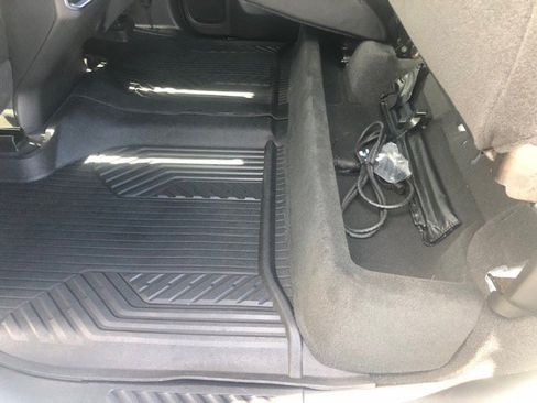 Used 2020 Chevrolet Silverado 1500 LTZ image 17