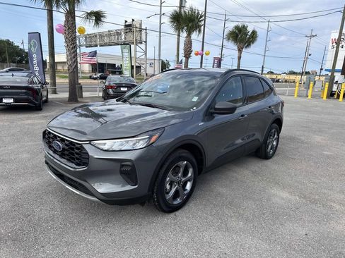 Used 2025 Ford Escape ST-Line AWD/4WD image 3