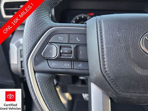 Certified 2025 Toyota Tacoma TRD Sport image 29