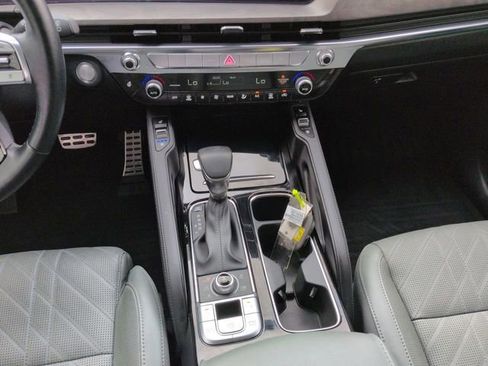 Used 2024 Kia Telluride SX Prestige X-Line image 18