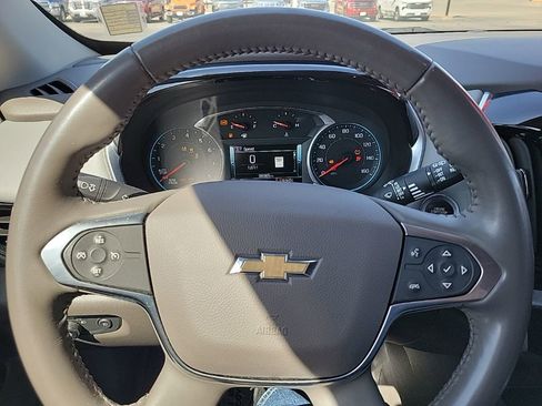 Used 2018 Chevrolet Traverse LT image 9