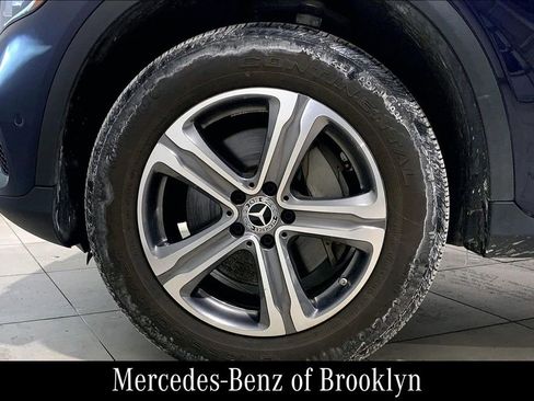 Certified 2022 Mercedes-Benz GLC 300 GLC 300 image 12