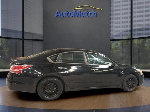 Used 2015 Nissan Altima 2.5 S w/ Power Driver Seat Package FWD image 11