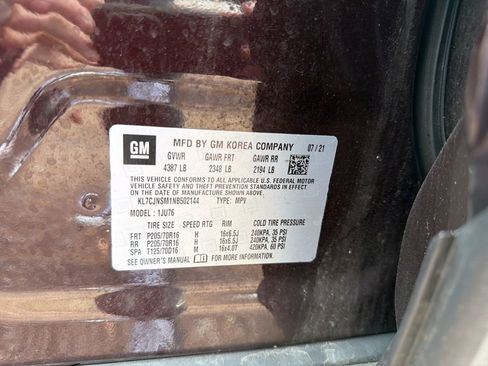 Used 2022 Chevrolet Trax LS w/ Tint and Cruise Package AWD/4WD image 15