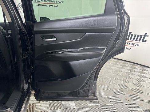 Used 2025 Nissan Murano SL image 22