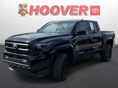 Used 2025 Toyota Tacoma TRD Sport image 6