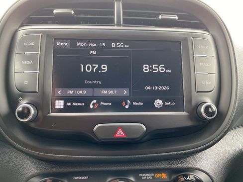 Used 2025 Kia Soul LX w/ LX Technology Package image 21