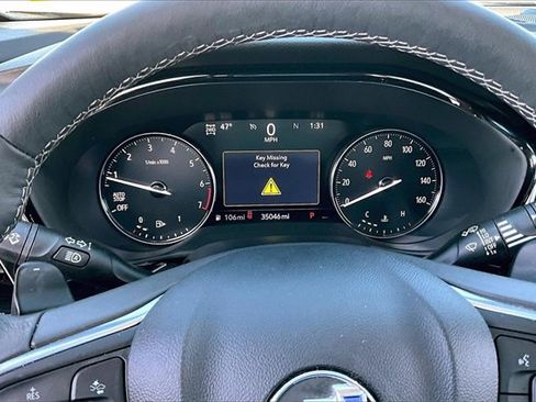 Used 2023 Buick Envision Essence image 13