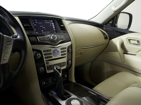 Used 2019 INFINITI QX80 Luxe w/ Proactive Package RWD image 30