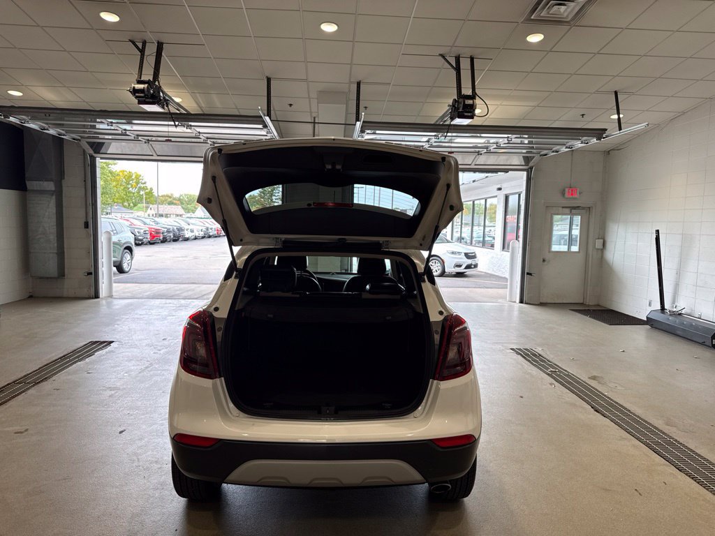 Used 2018 Buick Encore Preferred AWD/4WD image 18