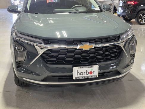 New 2026 Chevrolet Trax LT image 9