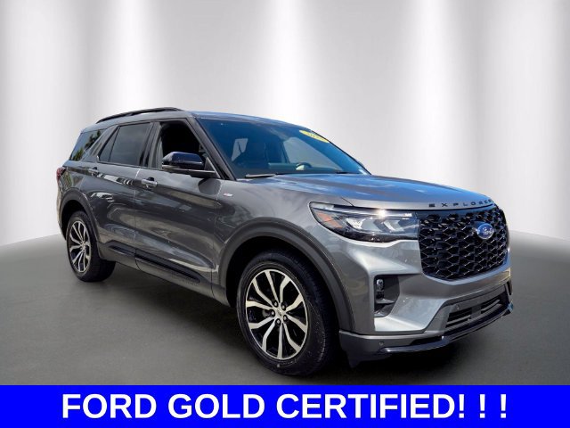 Certified 2025 Ford Explorer ST-Line AWD/4WD image 7
