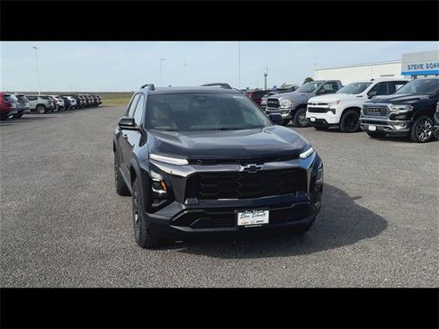 New 2026 Chevrolet Equinox ACTIV w/ Convenience Package III image 3