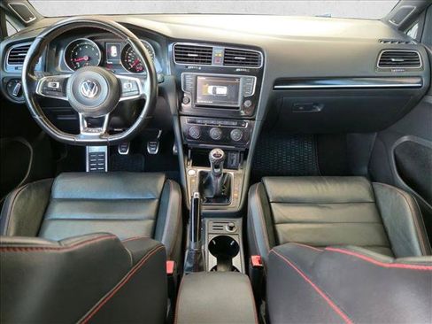 Used 2016 Volkswagen GTI SE w/ Driver Assistance Package FWD image 19