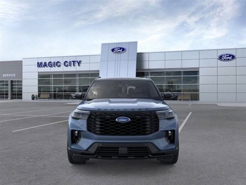 New 2026 Ford Explorer ST-Line w/ ST-Line Street Pack AWD/4WD image 6