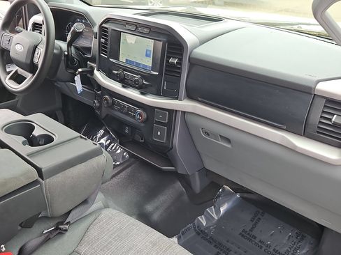 Used 2023 Ford F150 XLT AWD/4WD image 26