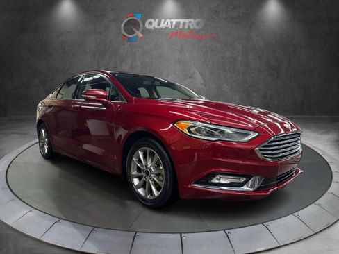 Used 2017 Ford Fusion SE w/ Fusion SE Technology Package FWD image 8