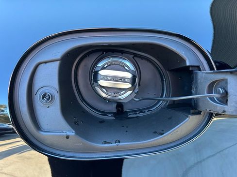 Used 2026 Porsche Macan image 39