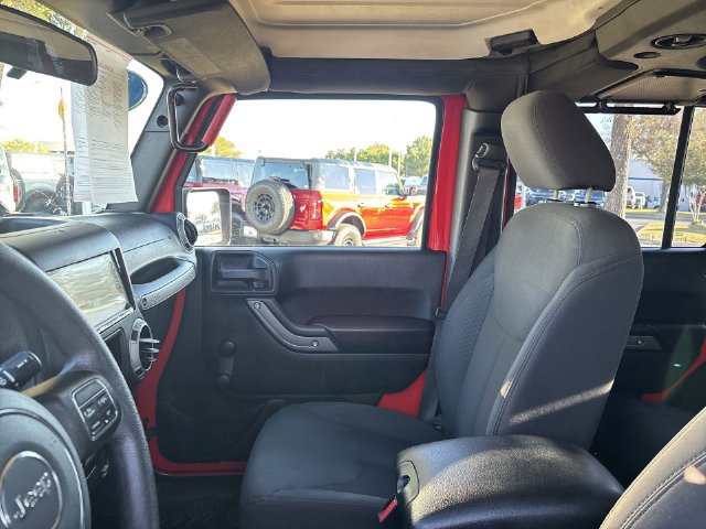 Used 2017 Jeep Wrangler Unlimited Sport AWD/4WD image 13
