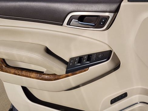 Used 2017 GMC Yukon Denali w/ Open Road Package image 30