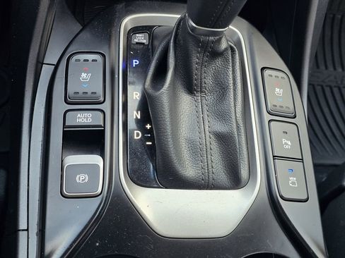 Used 2017 Hyundai Santa Fe Limited image 21