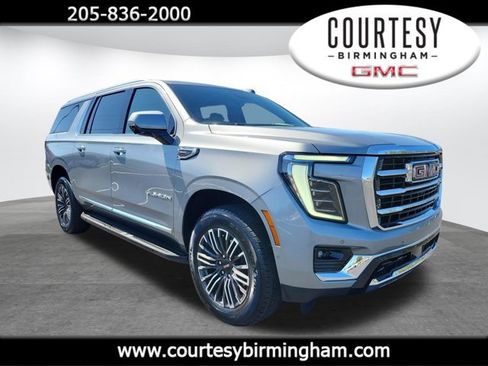 Used 2025 GMC Yukon XL Elevation w/ Elevation Premium Package image 1