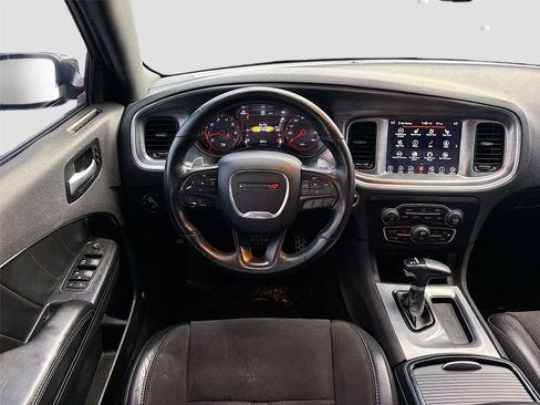Used 2017 Dodge Charger R/T RWD image 21