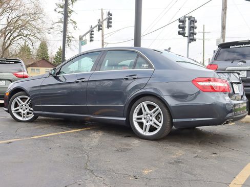 Used 2013 Mercedes-Benz E 350 4MATIC Sedan image 11