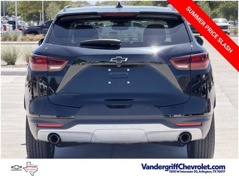 Used 2023 Chevrolet Blazer LT w/ Convenience Package FWD image 5