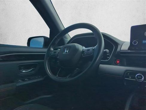 Used 2024 Honda Pilot Sport image 26