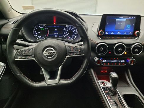 Used 2023 Nissan Sentra SR w/ SR Premium Package FWD image 22