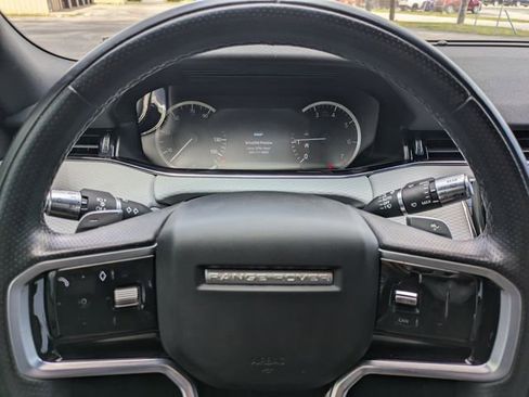 Used 2022 Land Rover Range Rover Evoque R-Dynamic S AWD/4WD image 26