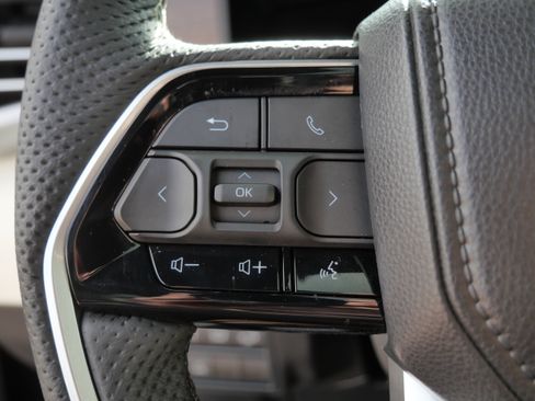 Certified 2025 Toyota Sequoia Capstone AWD/4WD image 28