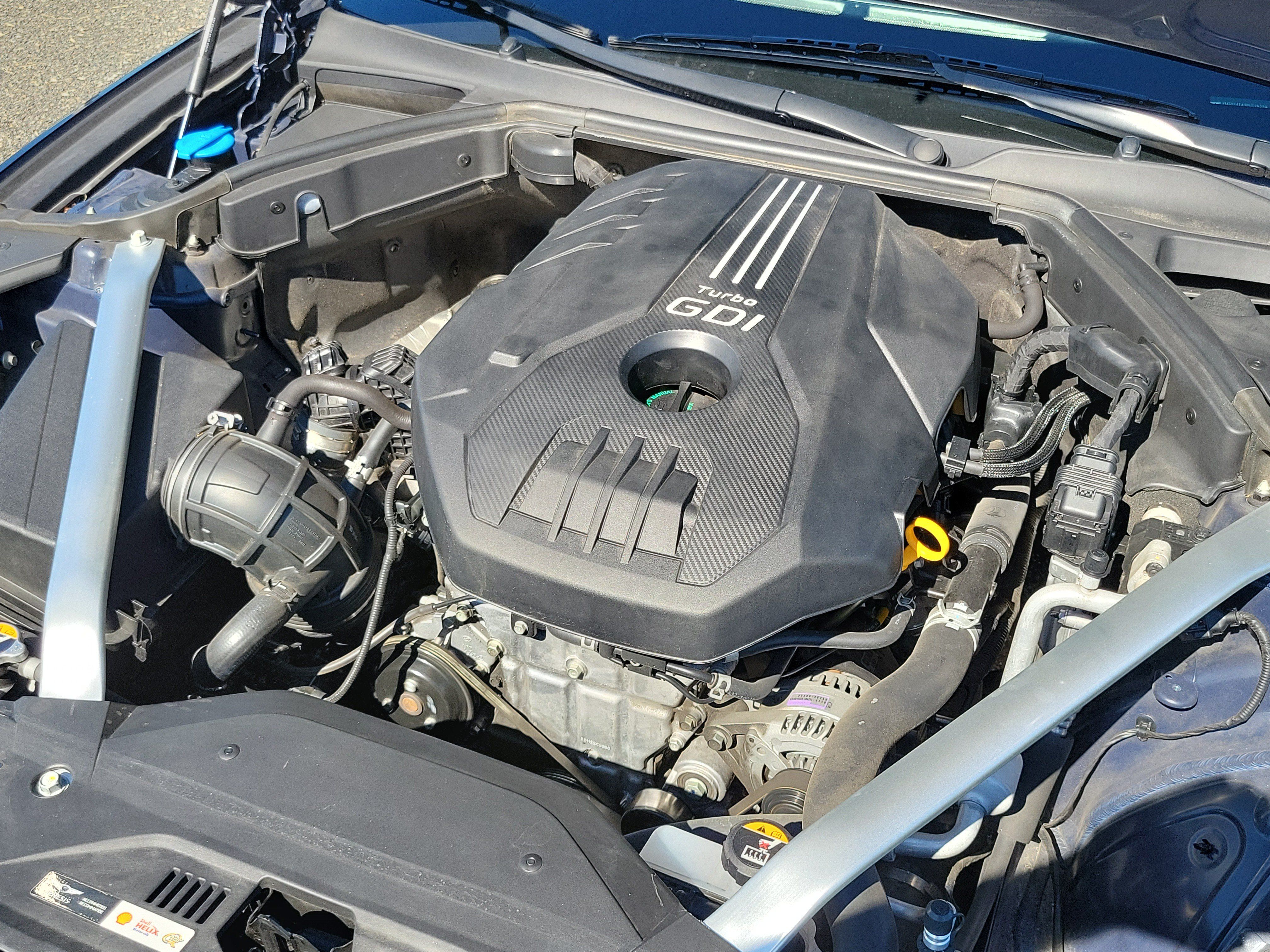 Certified 2023 Genesis G70 2.0T RWD image 25