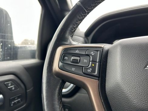 Used 2022 Chevrolet Silverado 3500 High Country w/ Technology Package image 34