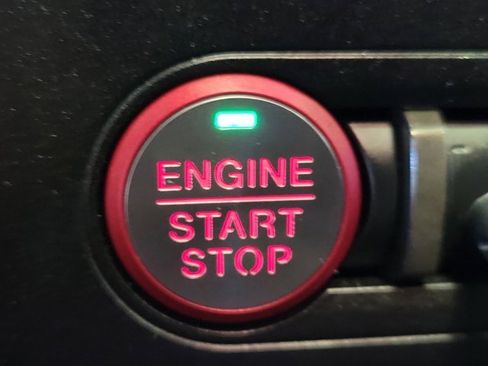 Certified 2022 Ford Mustang Shelby GT500 w/ Technology Package image 25