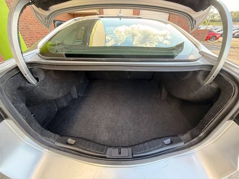 Used 2019 Ford Fusion SE FWD image 7