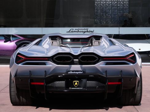 Used 2025 Lamborghini Revuelto Base image 5