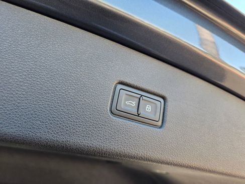 Used 2024 Audi Q5 2.0T Premium Plus image 15