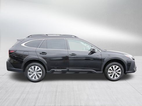 Certified 2025 Subaru Outback Premium w/ Popular Package #1A AWD/4WD image 8