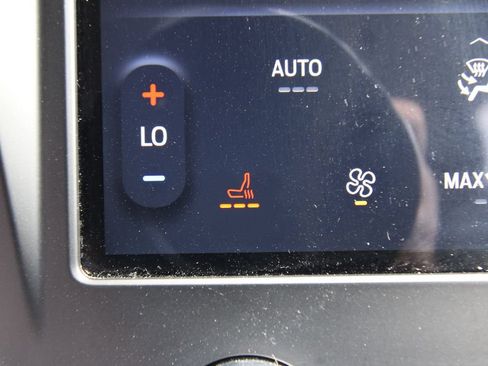 Used 2024 Ford Edge SEL AWD/4WD image 29