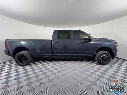 Used 2025 RAM 3500 Laramie w/ Night Edition AWD/4WD image 7