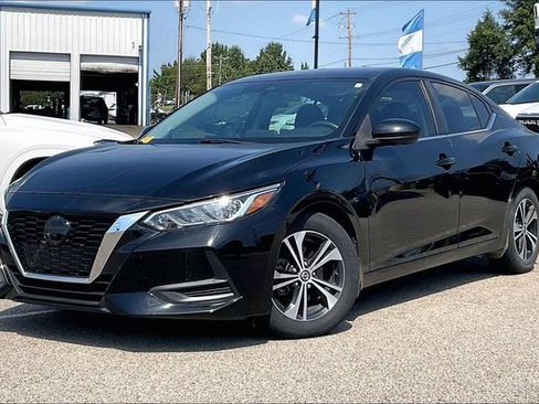 Used 2022 Nissan Sentra SV FWD image 3