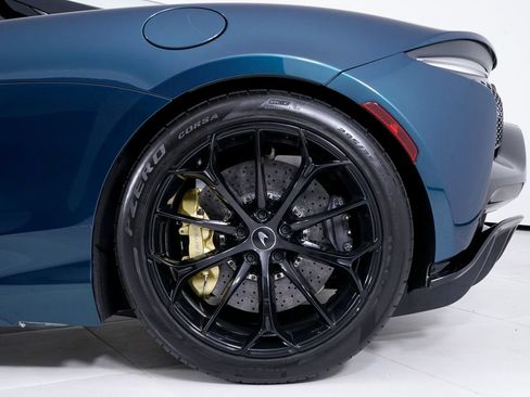 Used 2025 McLaren Artura Spider RWD image 13