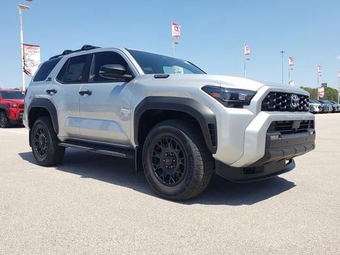 New 2026 Toyota 4Runner TRD Off-Road AWD/4WD image 3