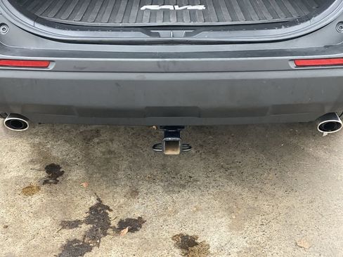 Used 2021 Toyota RAV4 XLE Premium image 31