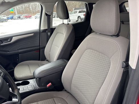 Certified 2022 Ford Escape SE w/ Convenience Package image 19