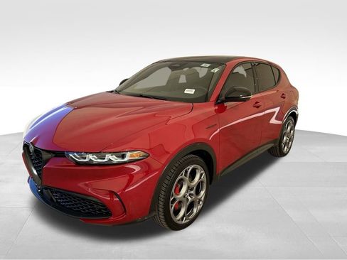 New 2024 Alfa Romeo Tonale Veloce w/ Active Assist Package image 17