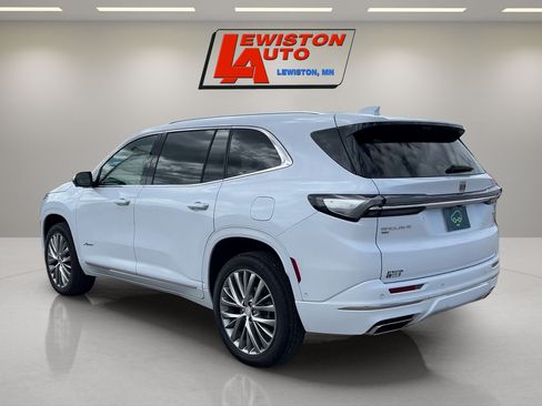 Certified 2026 Buick Enclave Avenir w/ Super Cruise Package AWD/4WD image 3